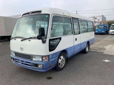 Toyota COASTER