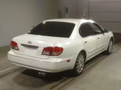 Nissan CEFIRO