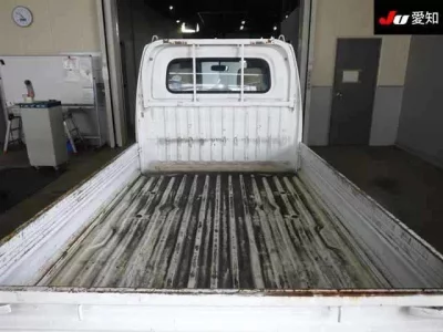 Nissan CLIPPER TRUCK