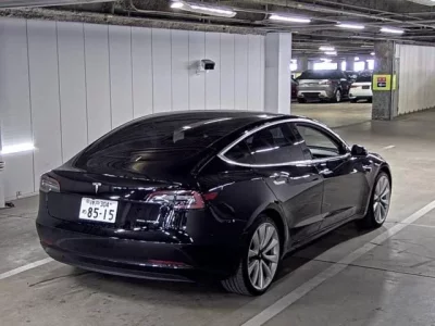 Tesla MODEL3