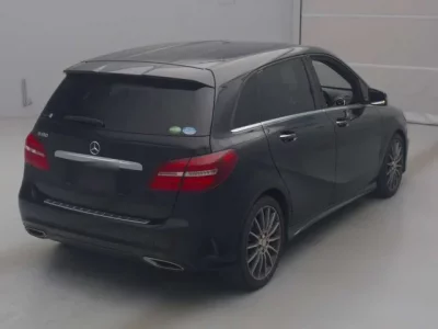 Mercedes-Benz B CLASS