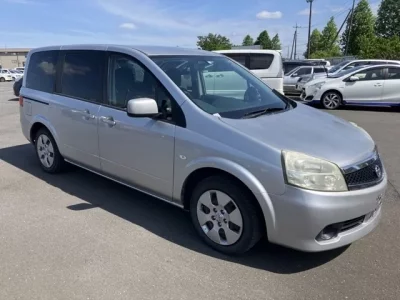 Nissan LAFESTA