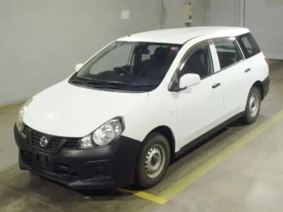 Nissan AD
