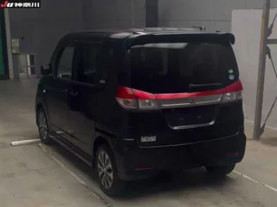 Mitsubishi DELICA D2
