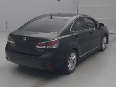 Lexus HS