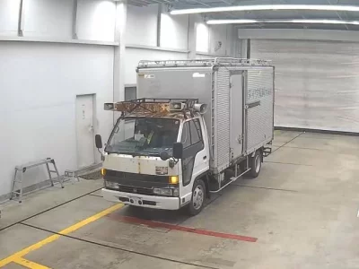 Isuzu ELF