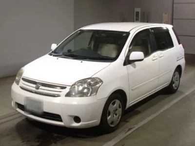 Toyota RAUM