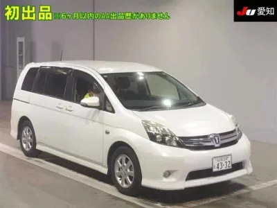 Toyota ISIS