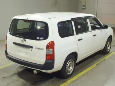 Toyota SUCCEED