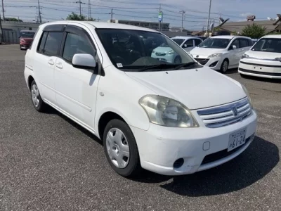 Toyota RAUM