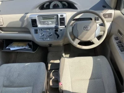 Toyota RAUM