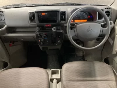 Mitsubishi MINICAB VAN