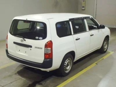 Toyota SUCCEED
