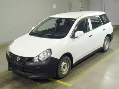Nissan AD