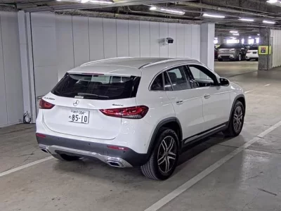 Mercedes-Benz GLA CLASS