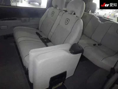 Mitsubishi DELICA