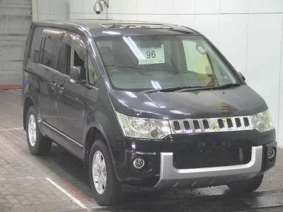 Mitsubishi DELICA D5
