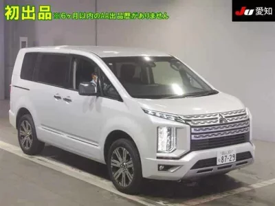 Mitsubishi DELICA D5