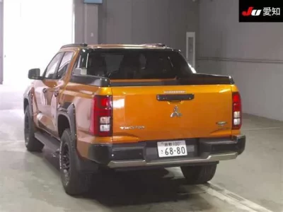 Mitsubishi TRITON