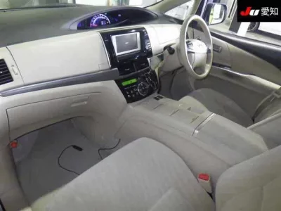 Toyota ESTIMA HYBRID