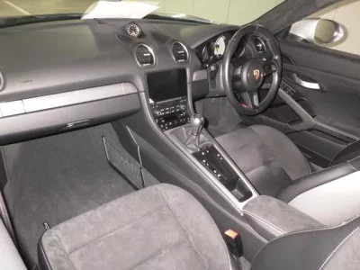 Porsche CAYMAN