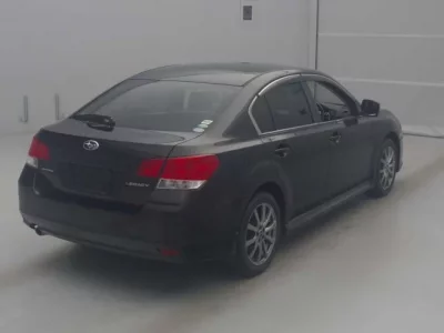 Subaru LEGACY B4
