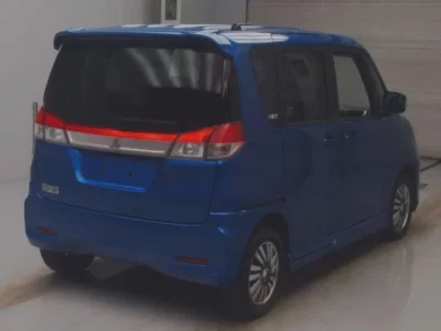 Mitsubishi DELICA D2