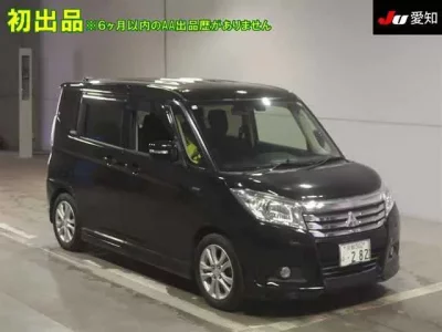 Mitsubishi DELICA D2