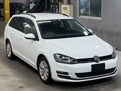 Volkswagen GOLF VARIANT