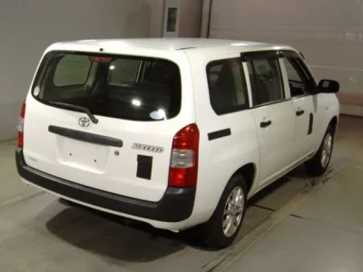 Toyota SUCCEED