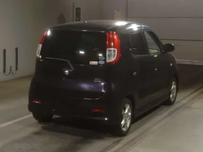 Suzuki MRWAGON