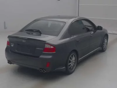 Subaru LEGACY B4