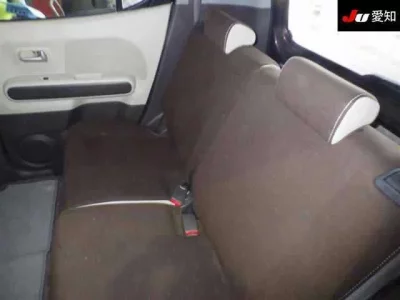 Suzuki MRWAGON