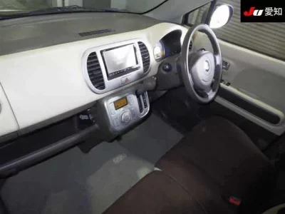 Suzuki MRWAGON