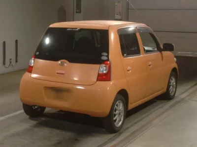 Daihatsu Esse