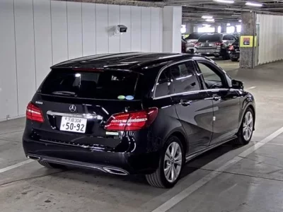 Mercedes-Benz B CLASS