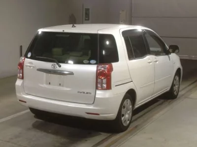 Toyota RAUM