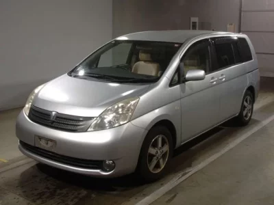 Toyota ISIS