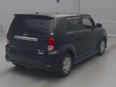 Toyota COROLLA RUMION