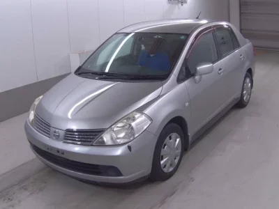 Nissan TIIDA LATIO