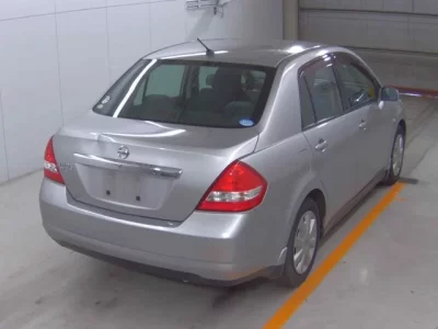 Nissan TIIDA LATIO