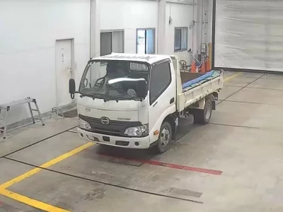 Hino DUTRO