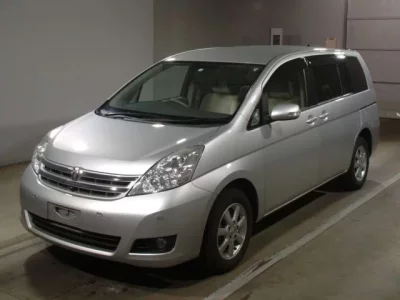 Toyota ISIS