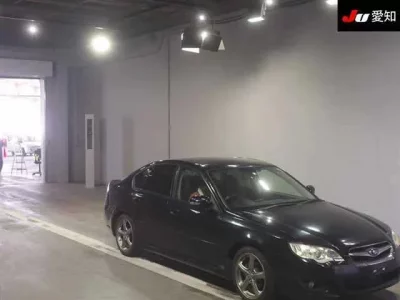 Subaru LEGACY B4