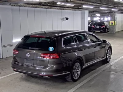 Volkswagen PASSAT VARIANT