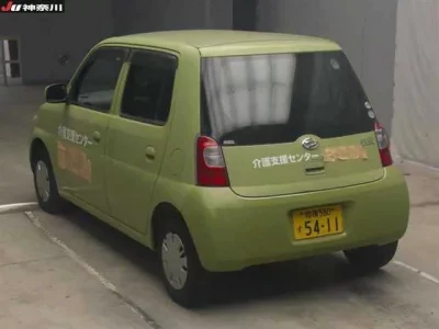 Daihatsu Esse