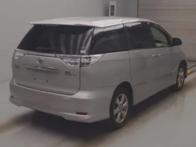 Toyota ESTIMA HYBRID