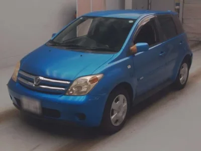 Toyota IST