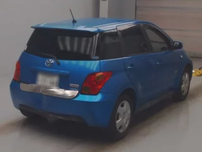 Toyota IST