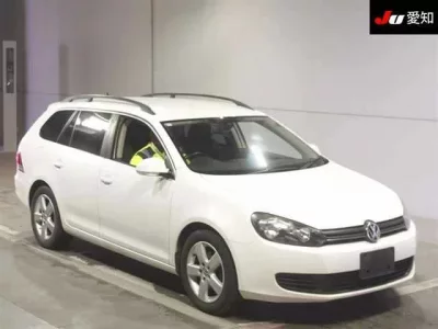 Volkswagen GOLF VARIANT